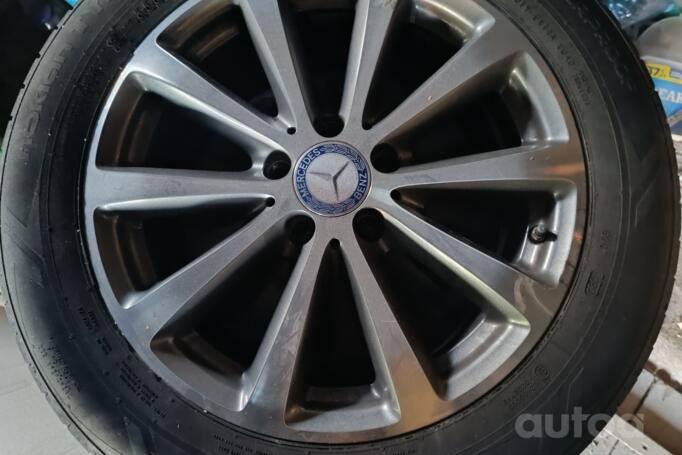 Mersedes, valuveljed