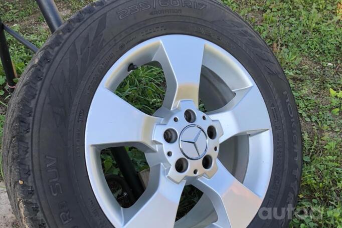 Mercedes Benz, valuveljed