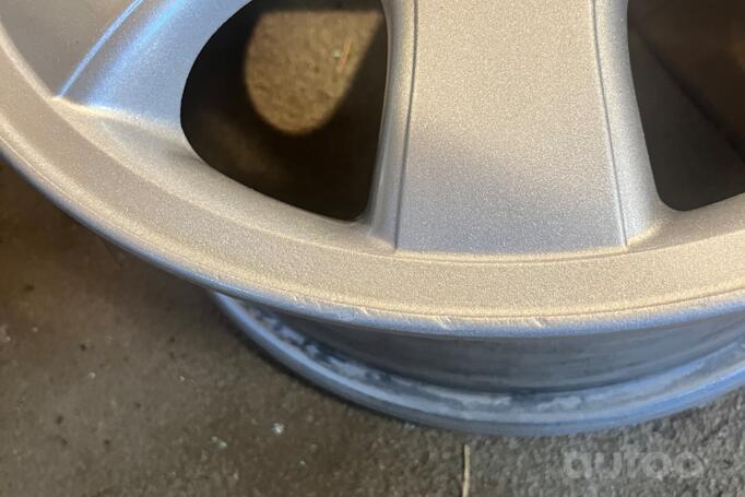 Mercedes, valuveljed