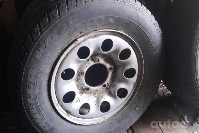 Suzuki, terasest stantsitud