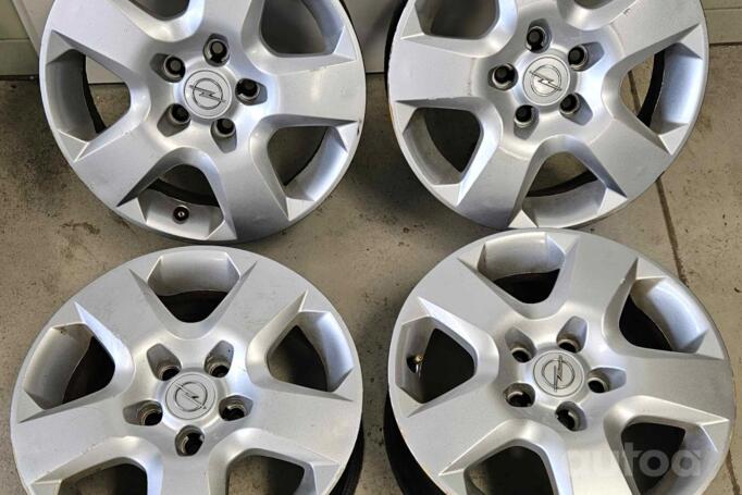 Opel, terasest stantsitud