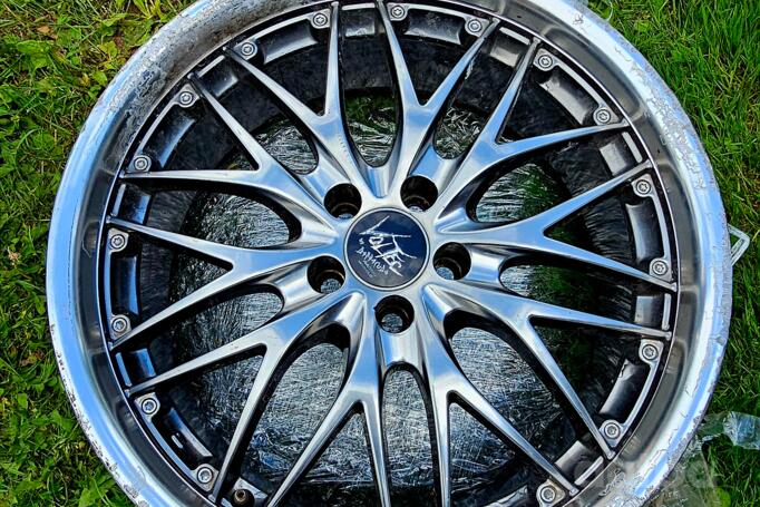 Barracuda Voltec T6, valuveljed