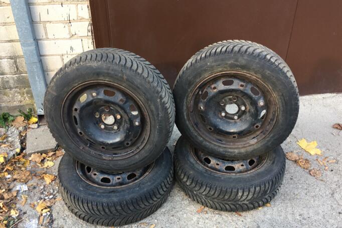 VW, terasest stantsitud