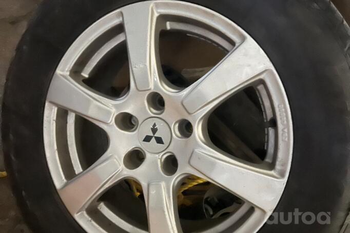 Mitshubishi, valuveljed