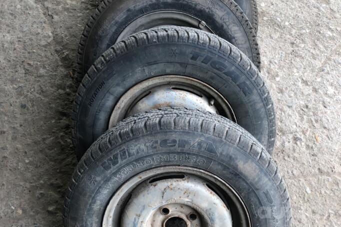 Muu, terasest stantsitud