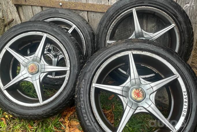 Wolfrace, valuveljed