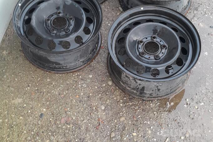 Muu, terasest stantsitud