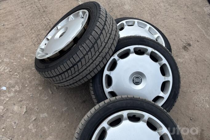 Volvo, terasest stantsitud