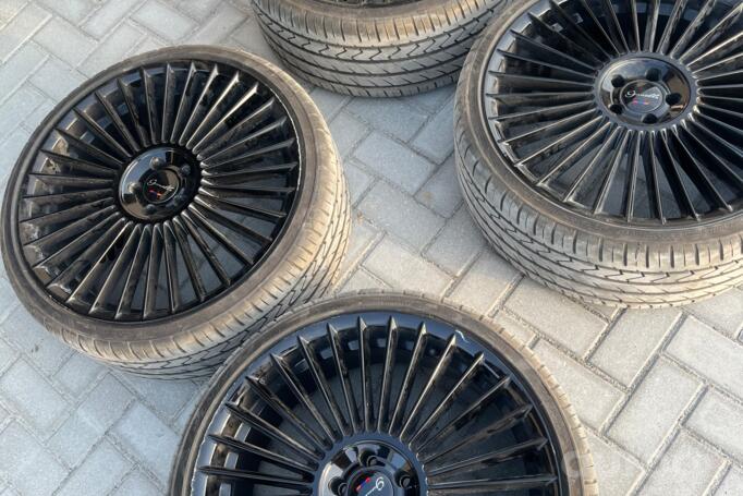 Gianelle Cabo, valuveljed