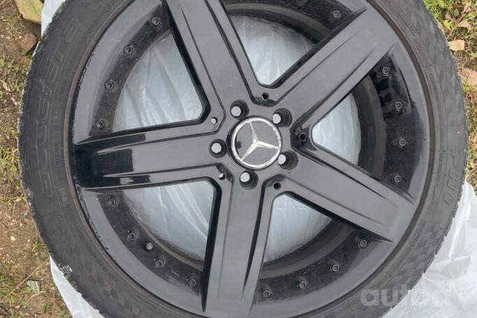 Mercedes, valuveljed