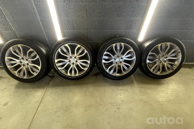 Land rover, valuveljed