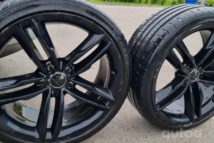 Audi, valuveljed