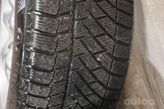 Stilauto, valuveljed