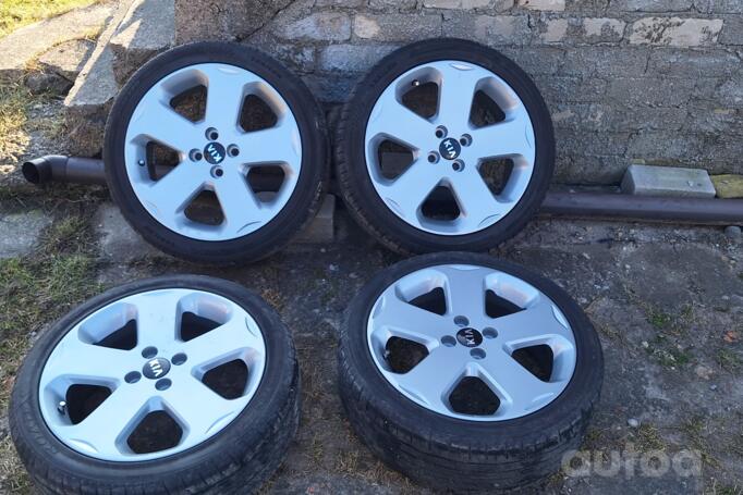 Kia, valuveljed