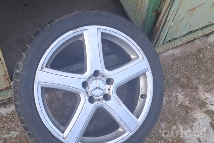 Mercedes, valuveljed