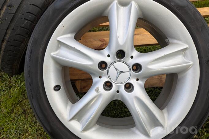 Mercedes, valuveljed