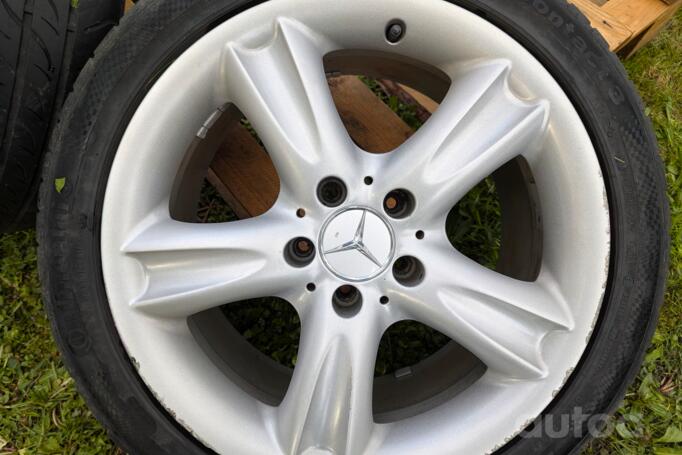 Mercedes, valuveljed