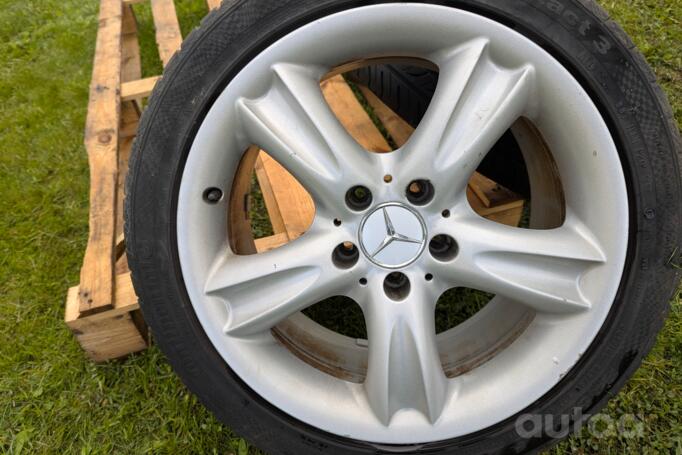 Mercedes, valuveljed