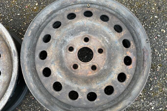 Muu, terasest stantsitud