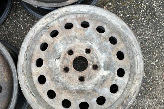 Muu, terasest stantsitud