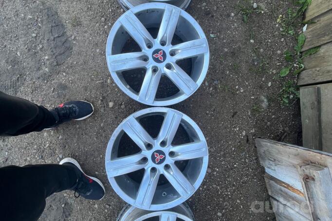 Mitsubishi, valuveljed