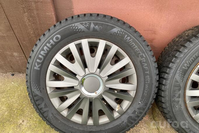 Audi VW Skoda, terasest stantsitud