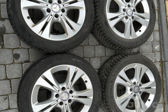 Mercedes Benz, valuveljed