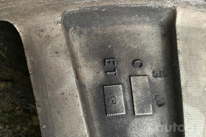 Style 128, valuveljed