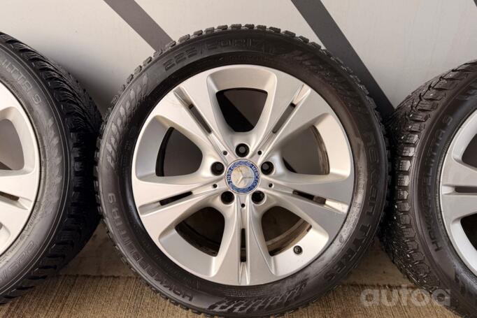 MERCEDES, valuveljed