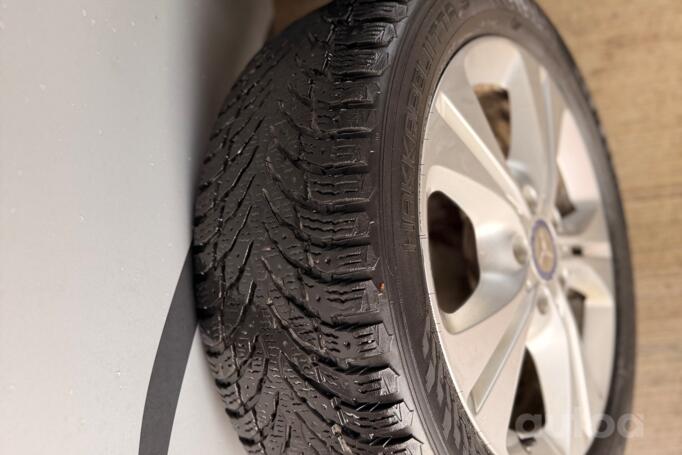 MERCEDES, valuveljed