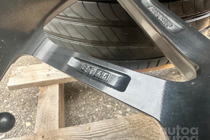 Japan Racing, valuveljed