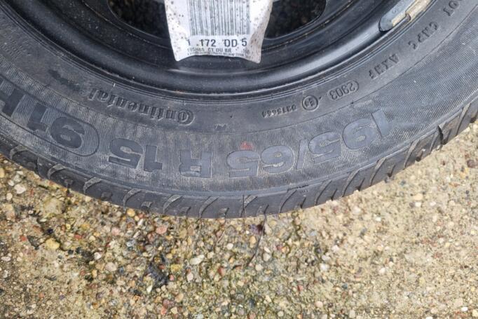 Peugeot, terasest stantsitud