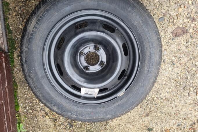 Peugeot, terasest stantsitud