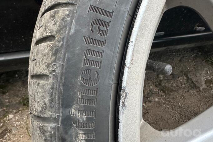 Audi, terasest stantsitud