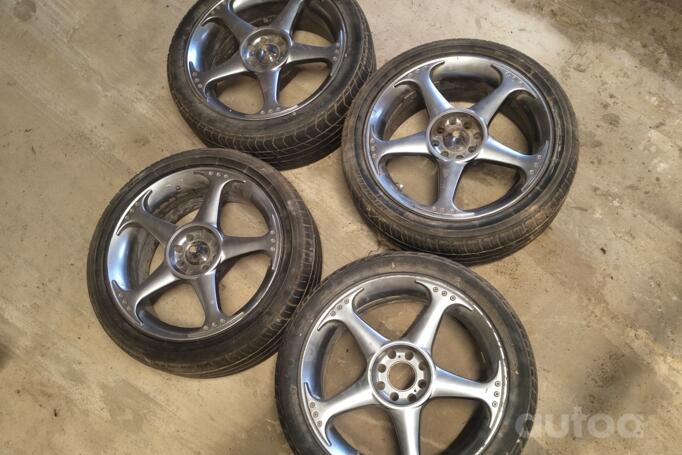 Kosei Japan, valuveljed