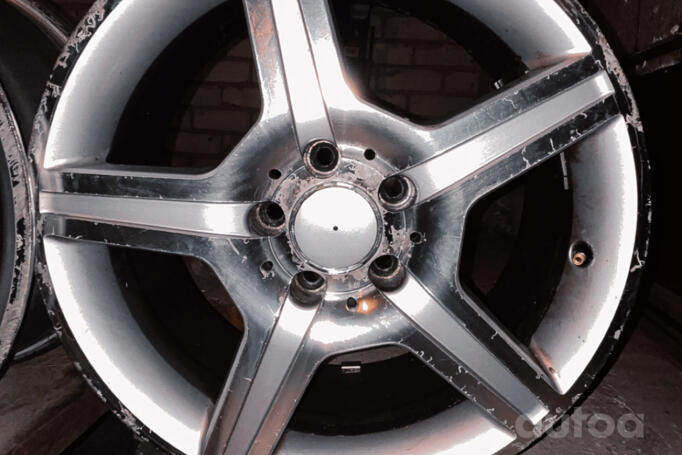 Mercedes, valuveljed