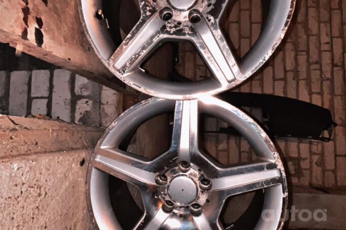 Mercedes, valuveljed