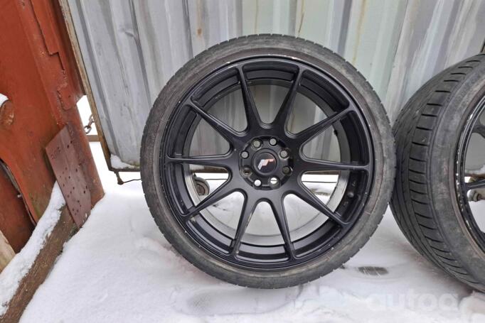 Japan Racing, valuveljed