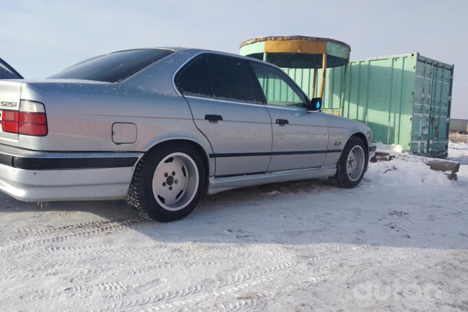 RH Topline, valuveljed