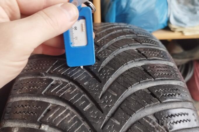 Chrysler, valuveljed