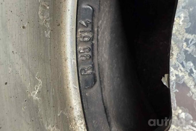 RH Topline, valuveljed