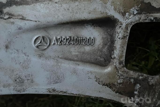 Mercedes, valuveljed