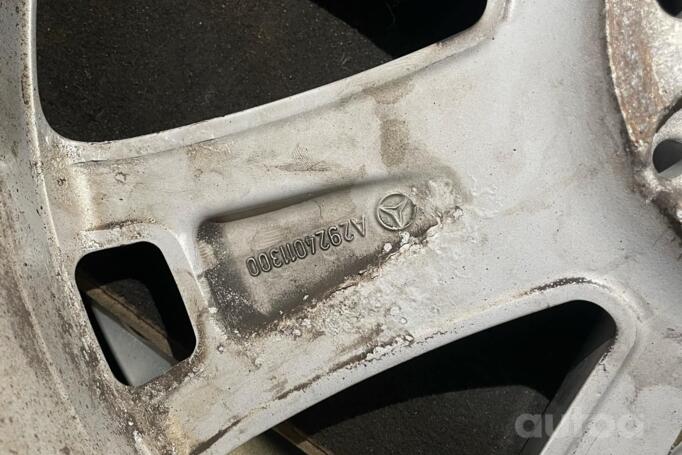 Mercedes, valuveljed