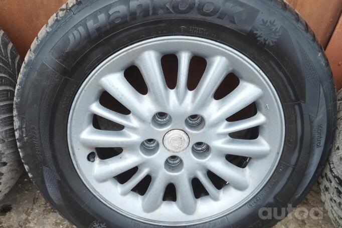 Chrysler, valuveljed