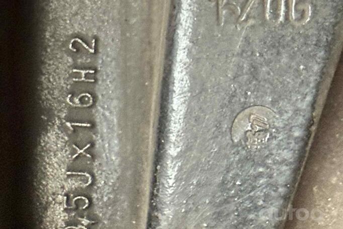 RH Topline, valuveljed