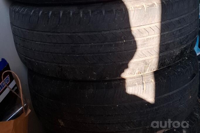 Mercedes, valuveljed