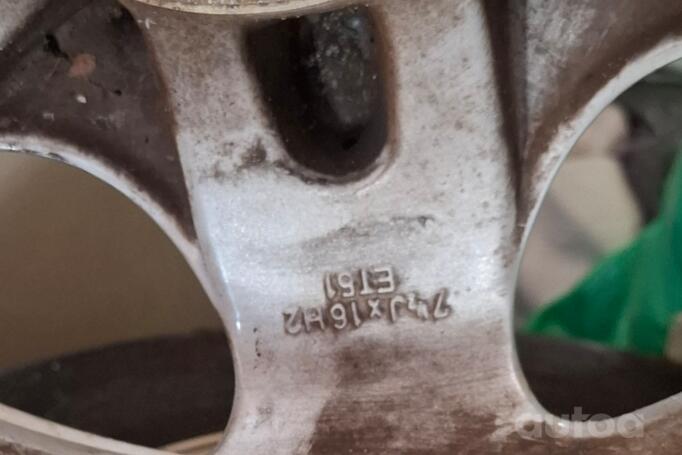 Mercedes, valuveljed