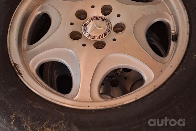 Mercedes, valuveljed