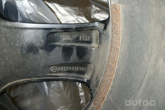 Mercedes-Benz, valuveljed