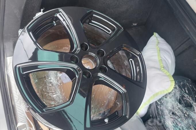 Volkswagen, valuveljed